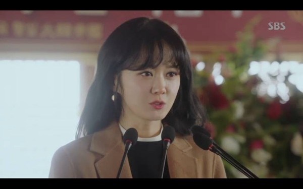 Xem Hoàng hậu cuối cùng tập 51: Sunny được cứu sống nhờ Lee Hyuk